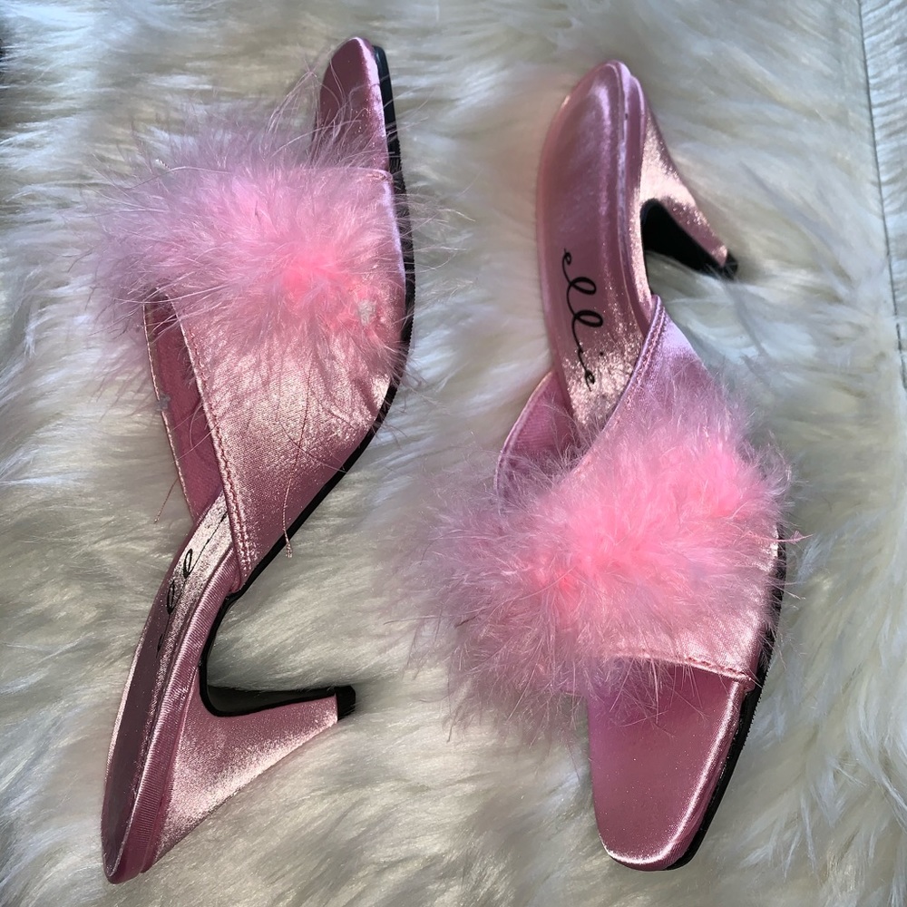 Fur heels size 6 - Picture 2 of 4